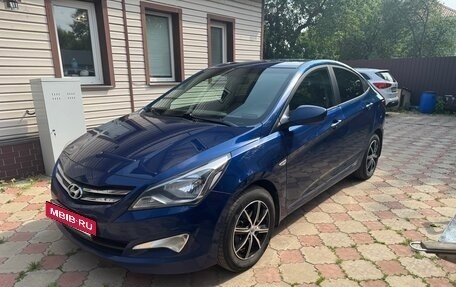 Hyundai Solaris II рестайлинг, 2016 год, 1 050 000 рублей, 2 фотография
