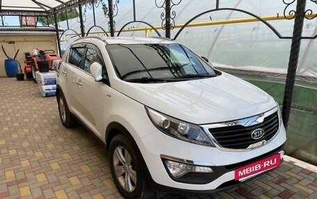 KIA Sportage III, 2011 год, 1 350 000 рублей, 2 фотография