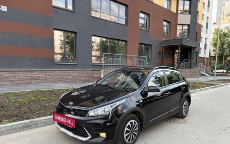 KIA Rio IV, 2021 год, 1 700 000 рублей, 2 фотография