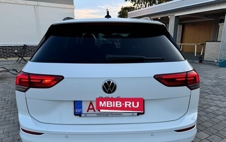 Volkswagen Golf VIII, 2022 год, 2 092 000 рублей, 6 фотография