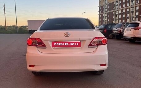 Toyota Corolla, 2013 год, 980 000 рублей, 3 фотография