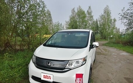 Honda Stepwgn IV, 2015 год, 1 650 000 рублей, 2 фотография