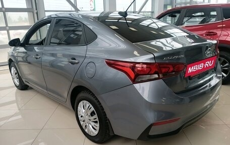 Hyundai Solaris II рестайлинг, 2018 год, 4 фотография