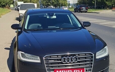 Audi A8, 2014 год, 2 200 000 рублей, 3 фотография
