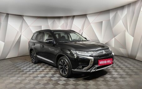 Mitsubishi Outlander III рестайлинг 3, 2021 год, 2 383 000 рублей, 3 фотография
