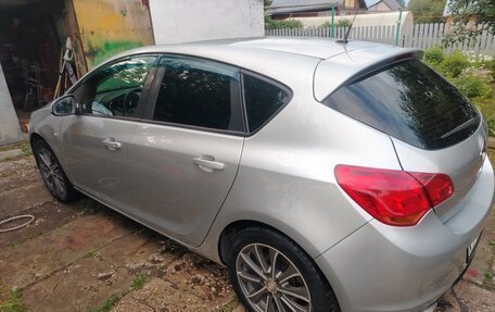 Opel Astra J, 2011 год, 600 000 рублей, 4 фотография