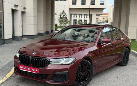 BMW 5 серия, 2021 год, 5 499 000 рублей, 2 фотография