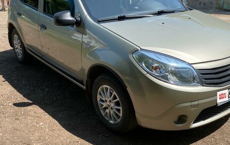 Renault Sandero I, 2011 год, 600 000 рублей, 3 фотография