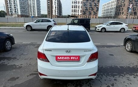 Hyundai Solaris II рестайлинг, 2014 год, 615 000 рублей, 5 фотография