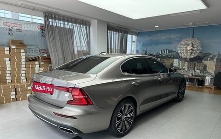 Volvo S60 III, 2022 год, 2 530 000 рублей, 4 фотография