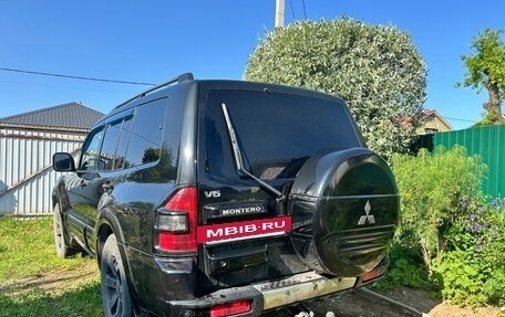 Mitsubishi Montero III, 2001 год, 710 000 рублей, 2 фотография