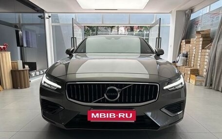 Volvo S60 III, 2022 год, 2 530 000 рублей, 2 фотография