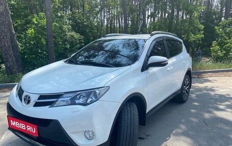 Toyota RAV4, 2014 год, 1 870 000 рублей, 3 фотография