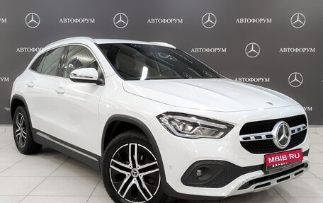 Mercedes-Benz GLA, 2021 год, 3 990 000 рублей, 3 фотография
