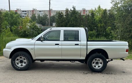 Mitsubishi L200 III рестайлинг, 2006 год, 999 000 рублей, 2 фотография