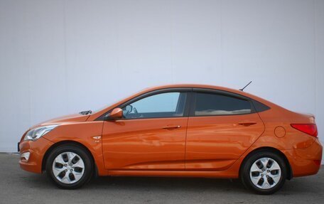 Hyundai Solaris II рестайлинг, 2015 год, 985 000 рублей, 4 фотография