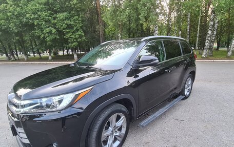 Toyota Highlander III, 2020 год, 4 300 000 рублей, 2 фотография