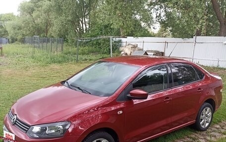 Volkswagen Polo VI (EU Market), 2011 год, 830 000 рублей, 2 фотография