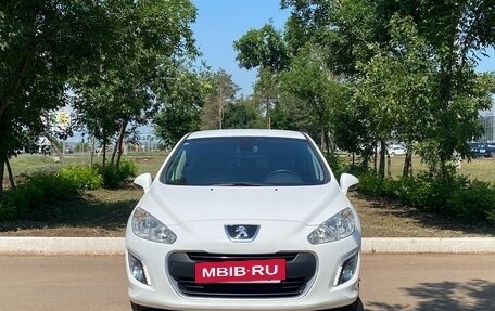 Peugeot 308 II, 2011 год, 566 000 рублей, 2 фотография