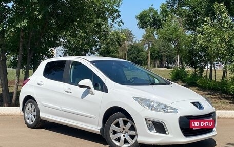 Peugeot 308 II, 2011 год, 566 000 рублей, 3 фотография
