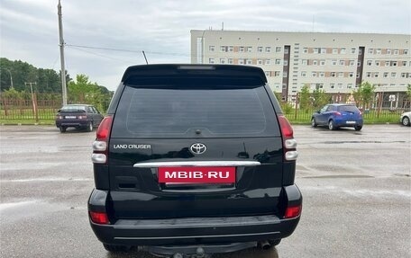 Toyota Land Cruiser Prado 120 рестайлинг, 2006 год, 2 230 000 рублей, 5 фотография