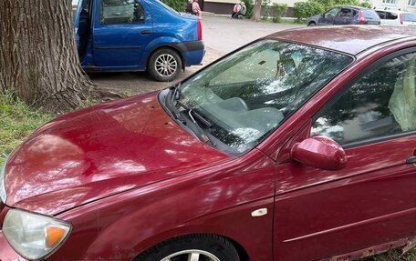 KIA Cerato I, 2004 год, 130 000 рублей, 3 фотография