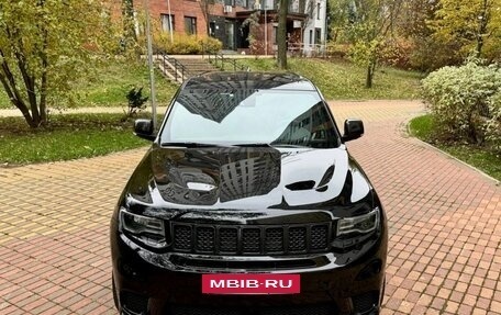 Jeep Grand Cherokee, 2018 год, 10 600 000 рублей, 2 фотография