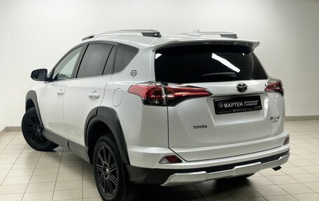 Toyota RAV4, 2018 год, 2 697 000 рублей, 6 фотография