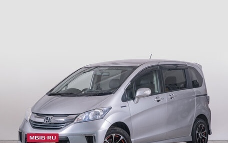 Honda Freed I, 2015 год, 1 399 000 рублей, 2 фотография