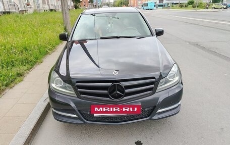 Mercedes-Benz C-Класс, 2012 год, 1 500 000 рублей, 2 фотография