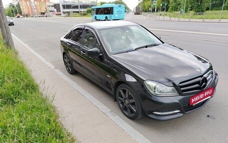 Mercedes-Benz C-Класс, 2012 год, 1 500 000 рублей, 3 фотография