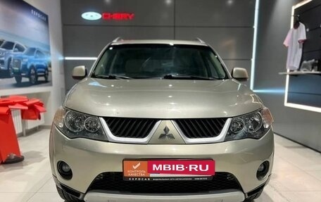 Mitsubishi Outlander III рестайлинг 3, 2008 год, 1 345 000 рублей, 2 фотография