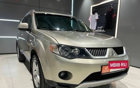 Mitsubishi Outlander III рестайлинг 3, 2008 год, 1 345 000 рублей, 3 фотография