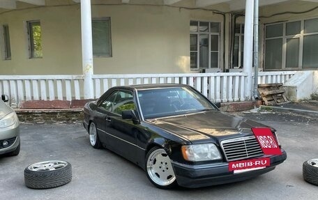 Mercedes-Benz E-Класс, 1995 год, 600 000 рублей, 3 фотография