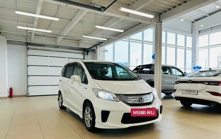 Honda Freed I, 2013 год, 1 329 000 рублей, 8 фотография