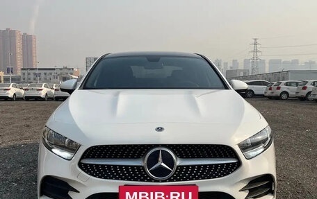 Mercedes-Benz A-Класс, 2021 год, 1 563 800 рублей, 2 фотография