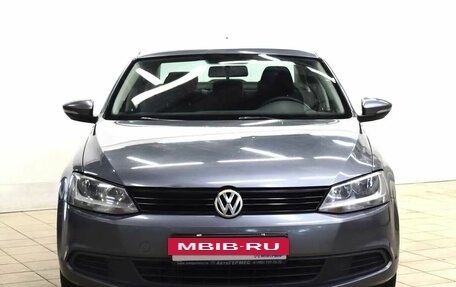 Volkswagen Jetta VI, 2011 год, 615 000 рублей, 2 фотография