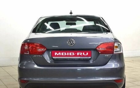 Volkswagen Jetta VI, 2011 год, 615 000 рублей, 3 фотография