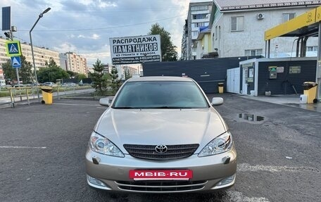 Toyota Camry V40, 2003 год, 1 300 000 рублей, 3 фотография