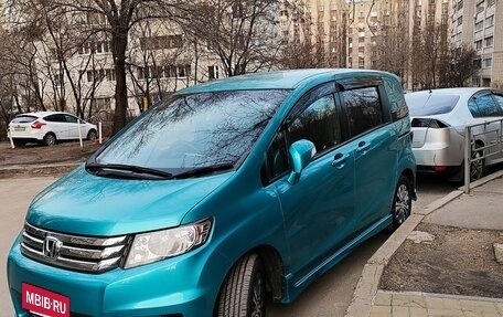 Honda Freed I, 2012 год, 1 250 000 рублей, 2 фотография