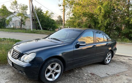 Mercedes-Benz C-Класс, 2000 год, 549 000 рублей, 3 фотография