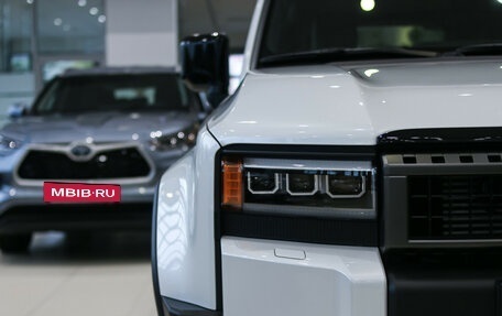 Toyota Land Cruiser Prado, 2024 год, 10 190 000 рублей, 3 фотография