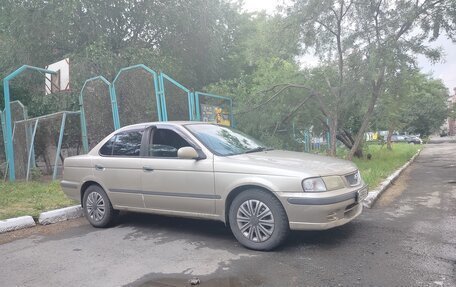 Nissan Sunny B15, 2000 год, 250 000 рублей, 2 фотография