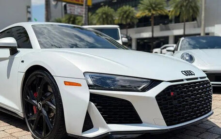 Audi R8, 2022 год, 24 250 782 рублей, 11 фотография