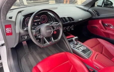 Audi R8, 2022 год, 24 250 782 рублей, 10 фотография