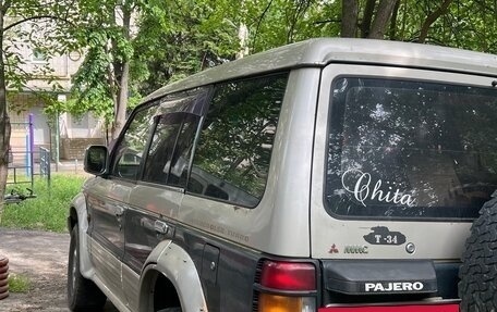 Mitsubishi Pajero III рестайлинг, 1992 год, 550 000 рублей, 3 фотография