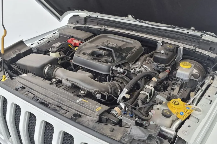 Jeep Wrangler JL, 2022 год, 5 050 000 рублей, 6 фотография