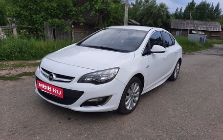 Opel Astra J, 2014 год, 1 250 000 рублей, 5 фотография