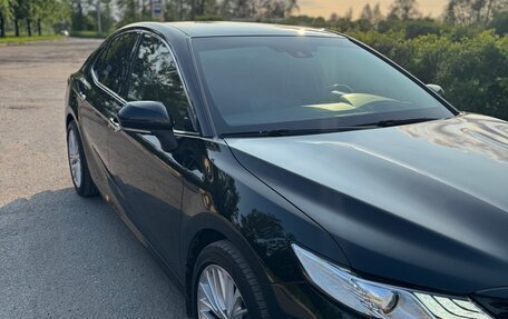 Toyota Camry, 2019 год, 3 200 000 рублей, 6 фотография