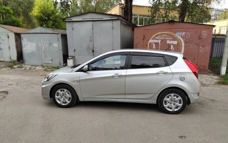 Hyundai Solaris II рестайлинг, 2013 год, 695 000 рублей, 4 фотография